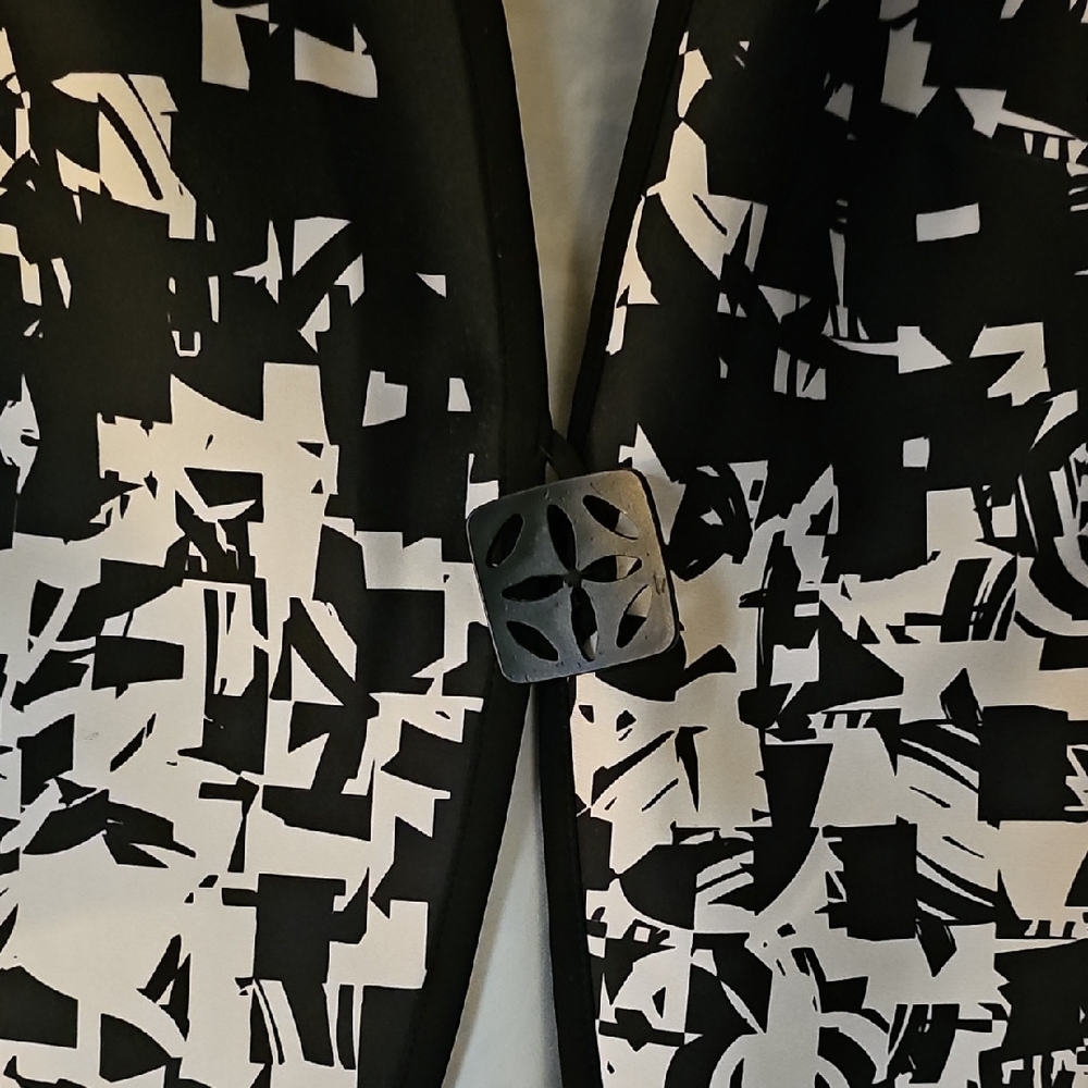 Joseph Abstract Black and White Blazer - Picture 3 of 4